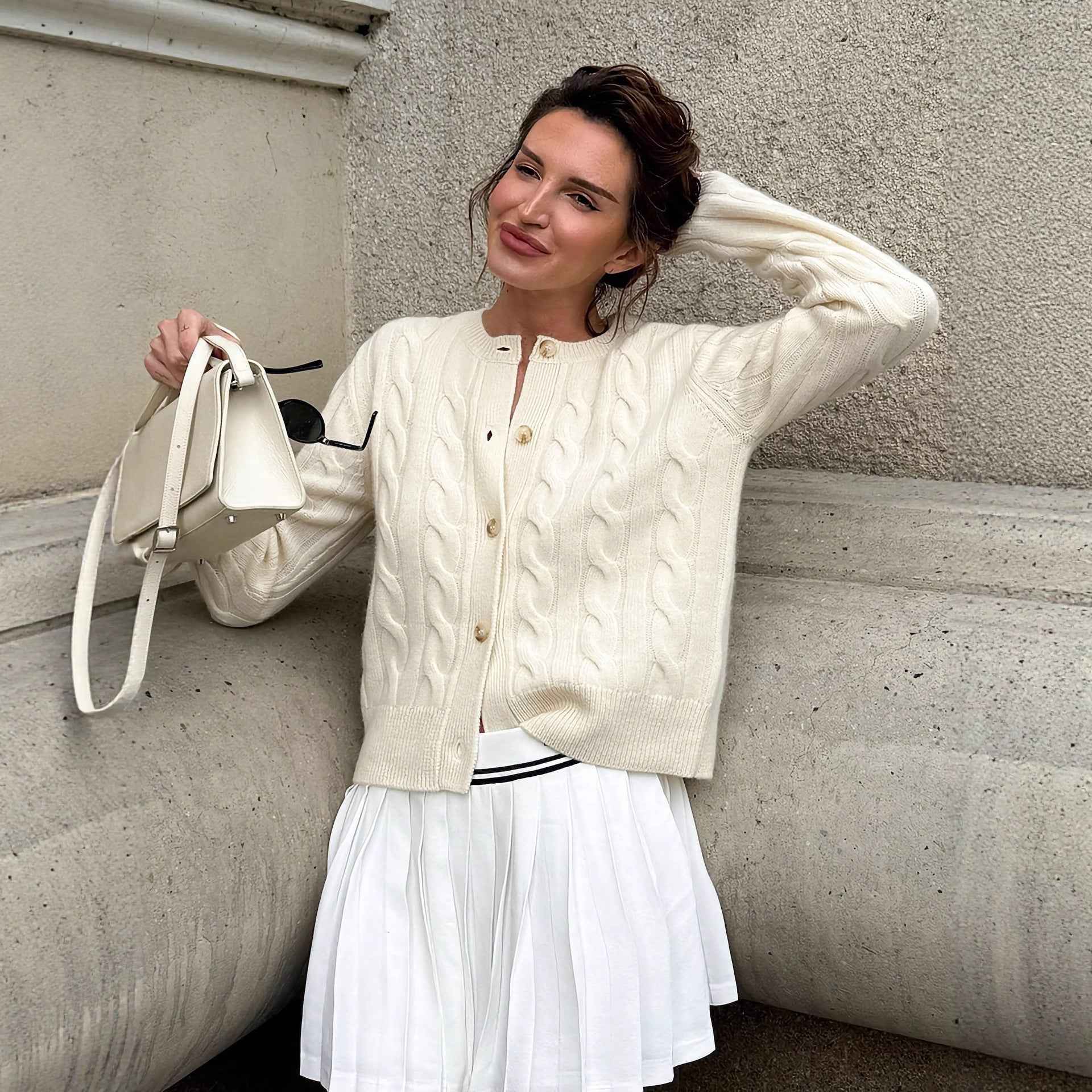 Embroidered Crewneck Cable-Knit AutumnWinter SweaterBlouse